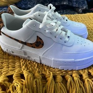 Nike Air Force 1 leopard swish - brand new never been worn!